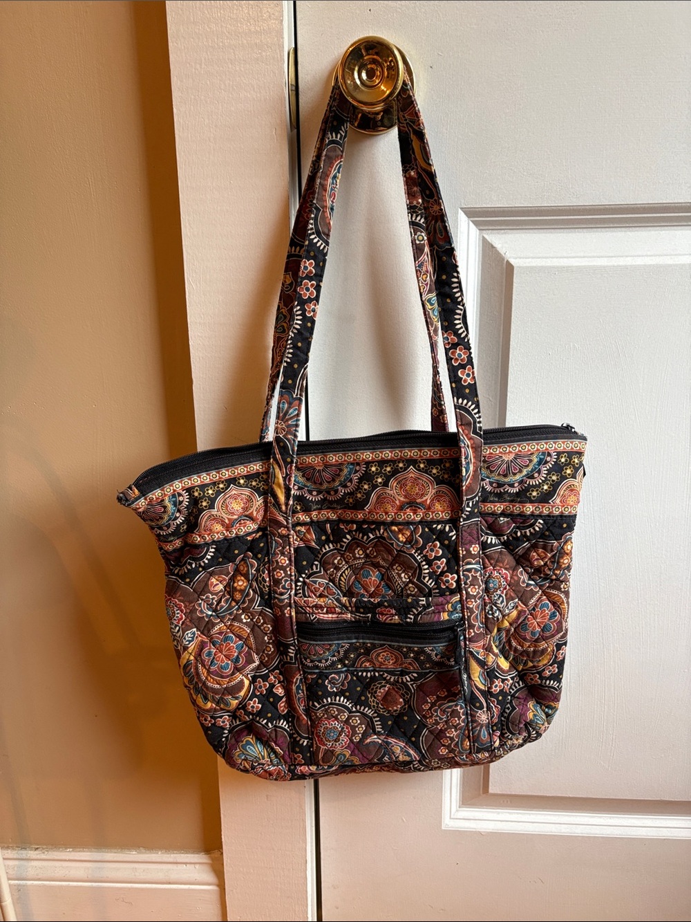 Vera Bradley in retired “Kensington Paisley” pattern, Quilted Tote